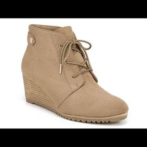 DR. SCHOLL'S CONQUER WEDGE BOOTIE - Beige